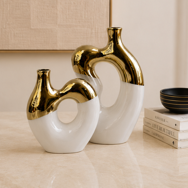 Golden Embrace Vase Set